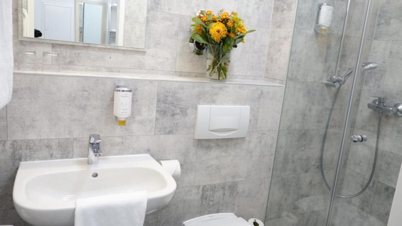Plaza Inn Hannover City Nord ภายนอก รูปภาพ